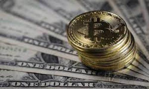 冷链钱包是指一种将数字货币存储在离线环境中的钱包，通过物理安全措施来防止黑客攻击和网络安全问题，与网络连接的热钱包相对。冷链钱包一般采用硬件设备或纸质钱包的形式，可以确保资金的安全性，适合长期存储大量的数字资产。使用冷链钱包的用户通常会更加注重安全性，以防止黑客入侵和盗窃。

**冷链钱包的特点**

1. **安全性高**：冷链钱包的主要优点是其极高的安全性。由于它不与互联网连接，黑客很难攻击或入侵。

2. **物理防护**：许多冷链钱包采用硬件设备，这些设备通常具有额外的安全功能，如PIN码保护和加密。

3. **适合长期持有**：冷链钱包适合那些打算长期持有数字货币的用户，可以有效减少被盗或丢失的风险。

4. **使用便捷**：虽然冷链钱包的创建、转账等操作相对较为复杂，但为长期存储提供了方便。

**使用冷链钱包的步骤**

1. **选择冷链钱包类型**：根据自己的需求选择合适的冷链钱包，可能是硬件钱包如Ledger、Trezor，或者纸质钱包。

2. **备份与安全**：在创建冷链钱包时，一定要备份助记词和私钥，并将其保存在安全的位置。

3. **存储数字货币**：将数字货币通过交易所或热钱包转入冷链钱包，确保所有操作都在安全的环境中进行。

4. **定期检查**：虽然冷链钱包是相对安全的，但定期检查和更新安全措施依然是必要的。

总之，冷链钱包是数字货币存储的一个重要方式，具备安全、高效的优势，适合对安全性有高需求的用户。